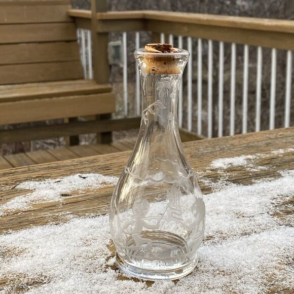 Vintage Heisey Glass Bitters Bottle with Circus Etch Lion Tamer 6" tall - Picture 3 of 16